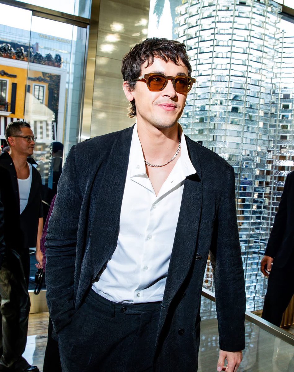 Tom Blyth Updates tweet media