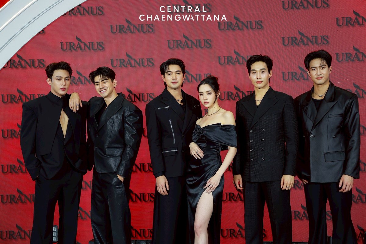 Central Chaengwattana tweet media