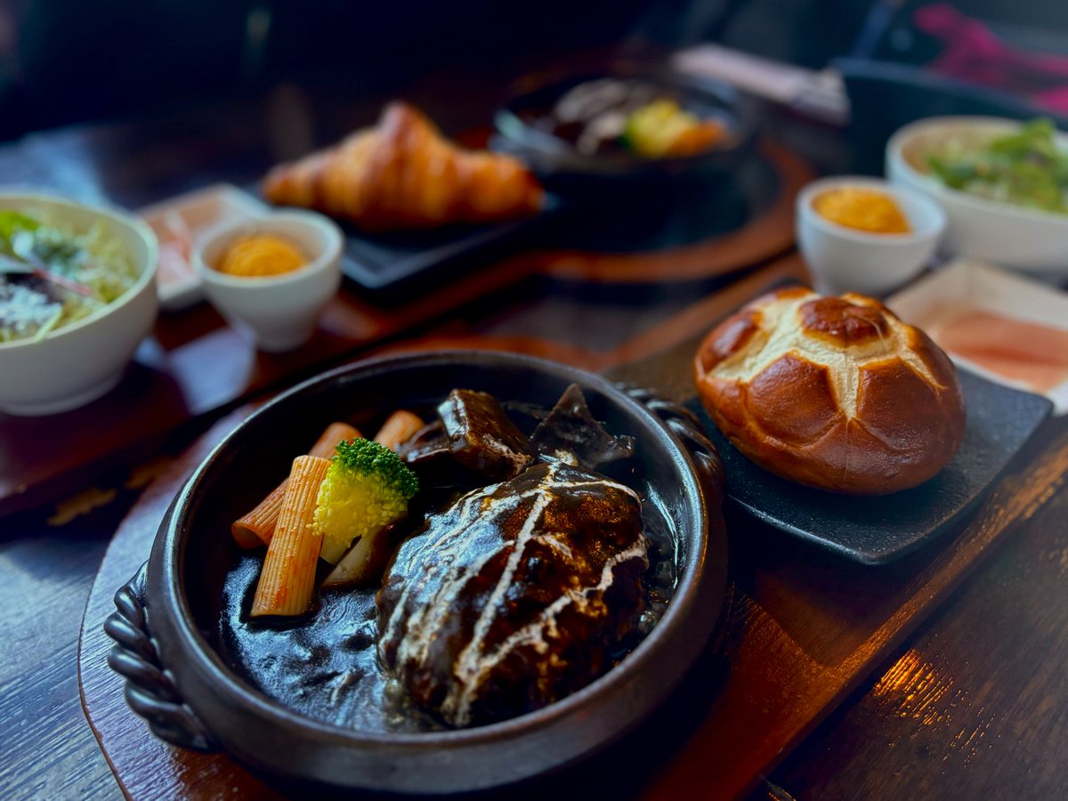 _______misha's tweet photo. 大学の友人と🍽️♩
まじ何言ってもすーぐ笑うからずっと楽しいありがとう(´ᴗ ·̫ ᴗ`)💭💕一瞬だったな〜 https://t.co/rIDqaJbbGX