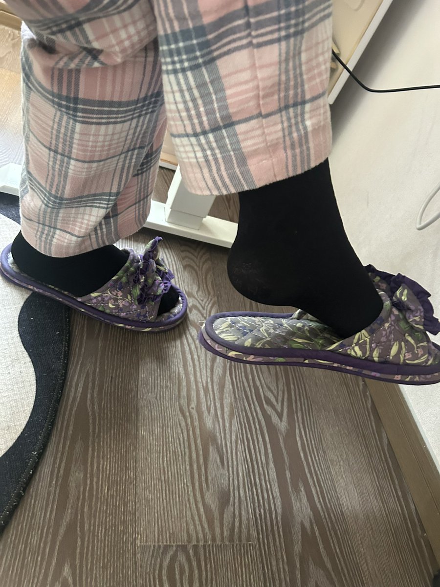 爱丝-_ tweet media