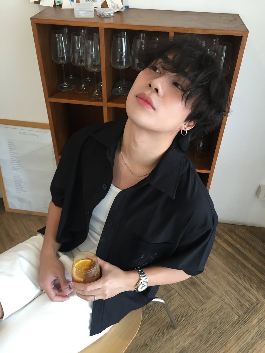 Markussofficia1's tweet image. Mark update IG 
#MarkAchi_T
#MarkAchi 
#มาร์คอชิตพล
@Mmarkachi
instagram.com/p/DV5qgYBExOn/