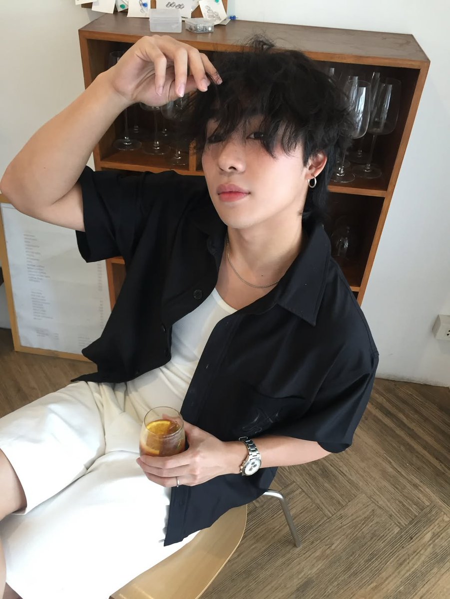 Markussofficia1's tweet image. Mark update IG 
#MarkAchi_T
#MarkAchi 
#มาร์คอชิตพล
@Mmarkachi
instagram.com/p/DV5qgYBExOn/