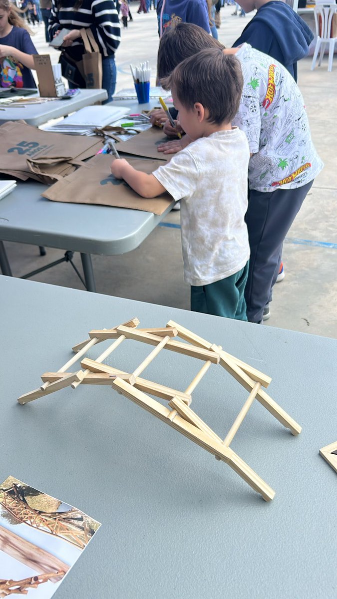 Ciudad Artes Ciencia tweet media