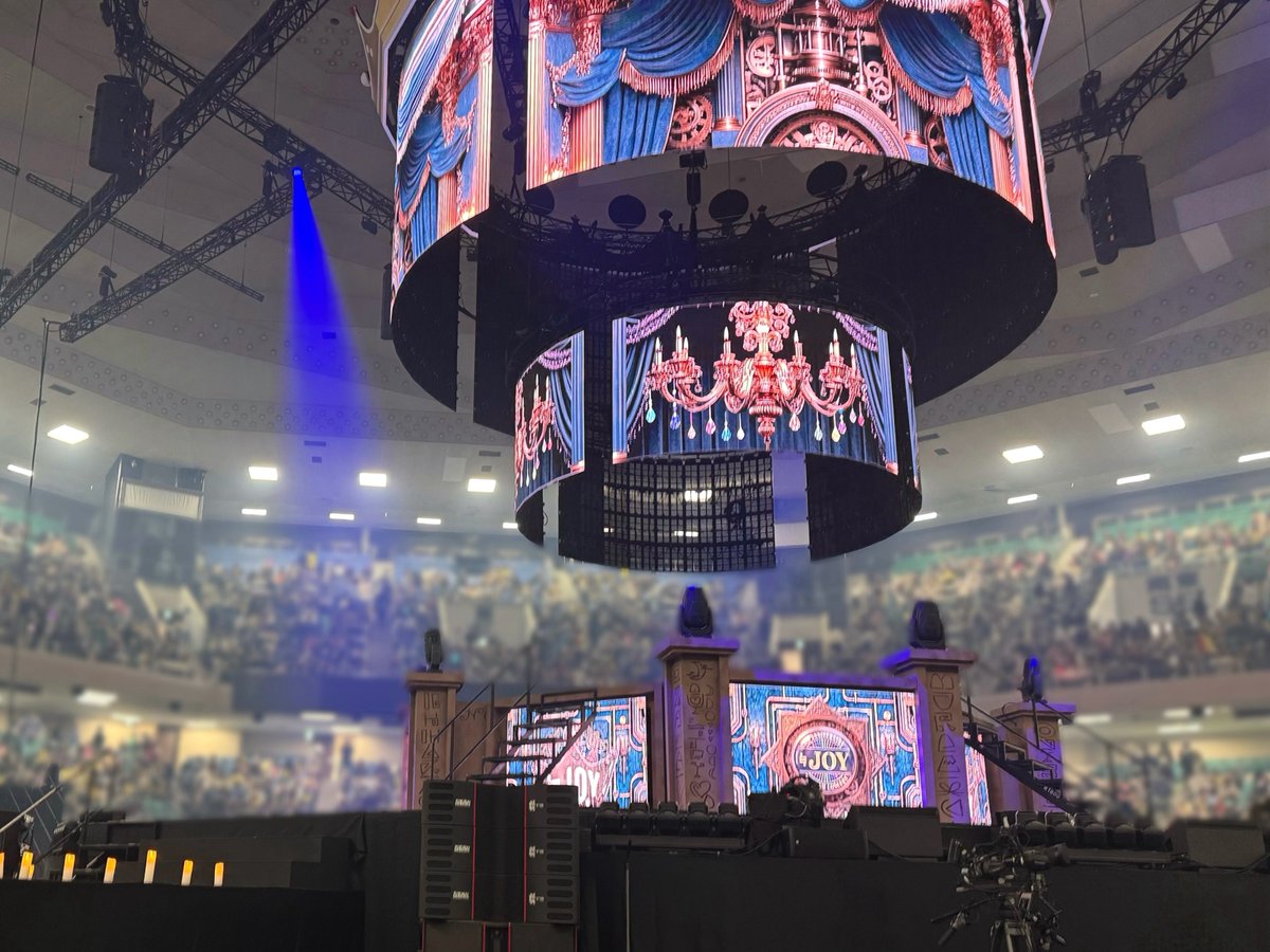 i81t89's tweet photo. #ニアジョイ4周年コンサート https://t.co/jCu5uOcqvH