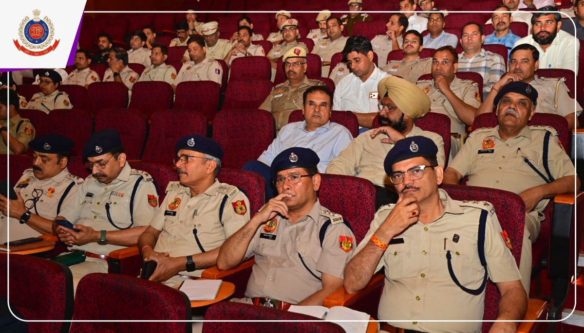 Delhi Police tweet media