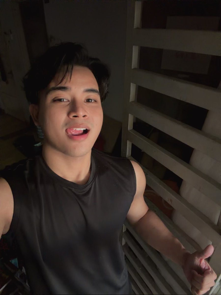 𝐀𝐬𝐡 tweet media