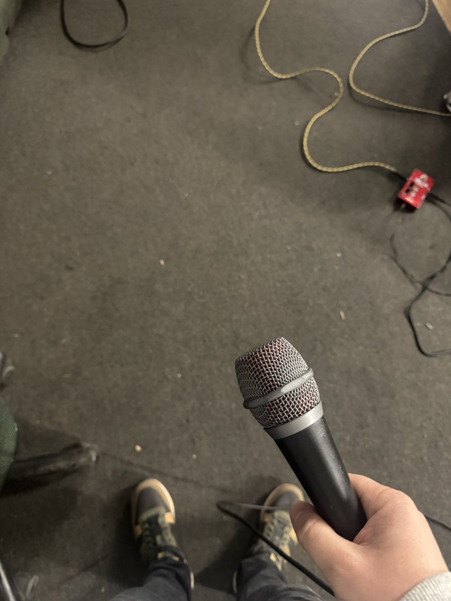 Oleksii ФарІнХейт tweet media