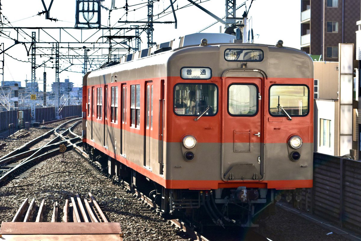 yory7502train's tweet photo. #Yory9200撮影記録
2026/3/12
東武野田線8000系8111F
@船橋(1.2枚目)
@新鎌ヶ谷付近の歩道橋(3.4枚目) https://t.co/p7c4LGFtcN