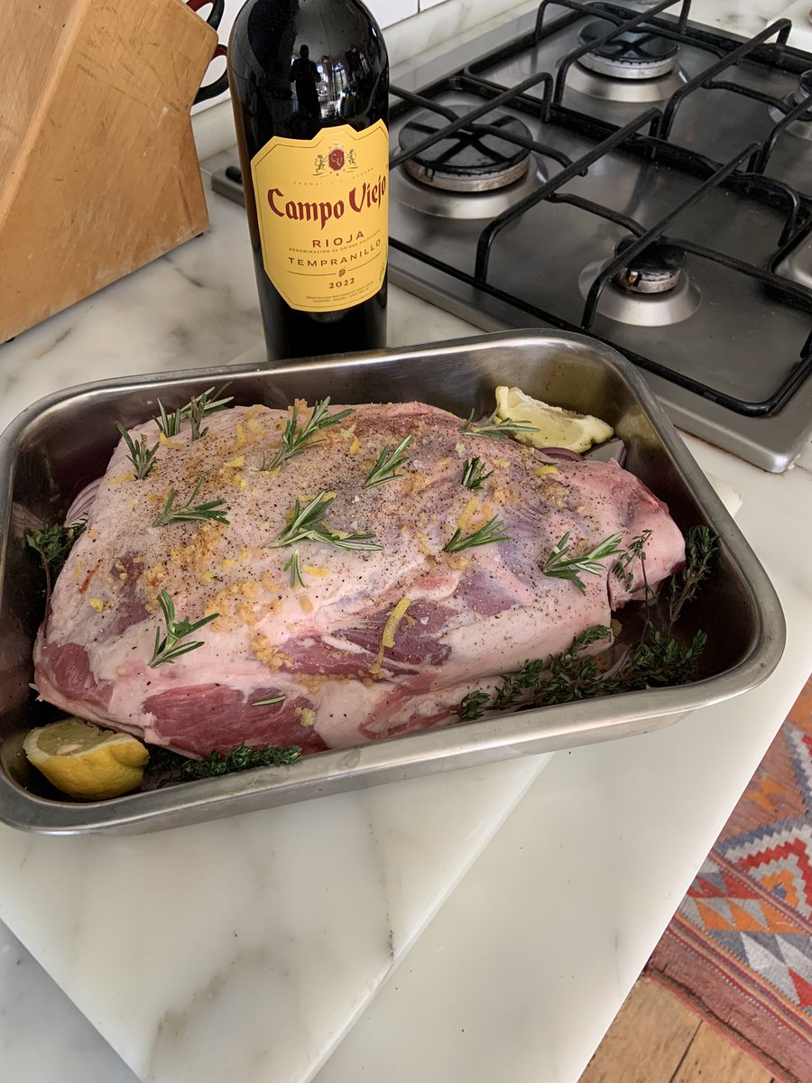 Doris from Watford tweet media