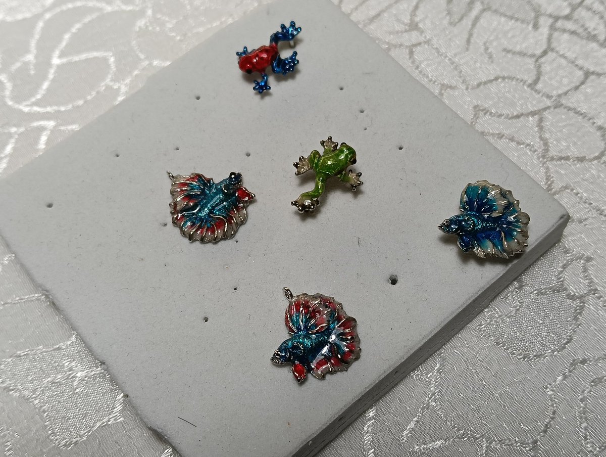 locusta_cw tweet media