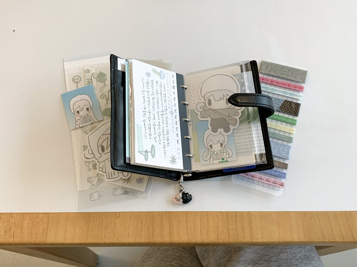 이유 (@r2asonn) on Twitter photo 