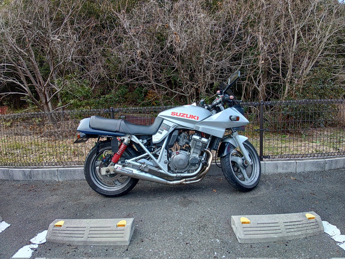 tkks1114's tweet photo. 今日は山口で1番の仲良しさんからのお誘いがあり
小野田のカピタンまで行って来ました
雰囲気のいい店でリクエストするとレコードで昔の曲をかけてくれたりします
気のいいマスターが作ってくれるナポリタンはなかなか絶品でした https://t.co/Ylh7jz78IL