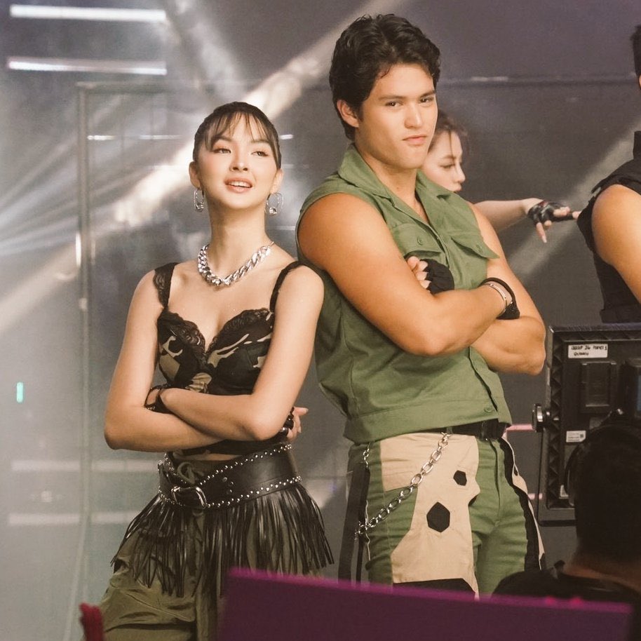 radiantkaisha's tweet photo. I must say, so far, Kyle is Kai’s best partner on screen in every aspect

KAIKYLE CHOWKING HALOHALOLAND https://t.co/ZaJlUSuvNX