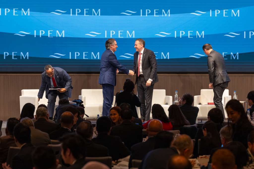 Lee Zeldin tweet media