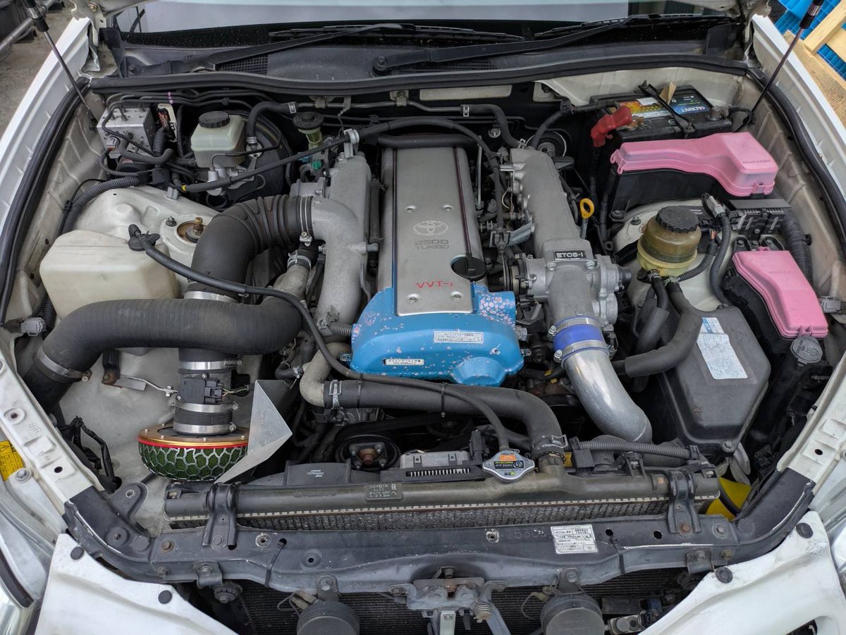 s14_nananana's tweet photo. ヴェロッサほしい方いますか？

230万　即ドリ

1Jターボ　マニュアル公認
車検半年

フェンダーエクボ、エアロ自家塗装？
多少オイル漏れ？
乗る分には問題ないです

8インチデフロック
車高調
キャラメル色のアニバーサリー内装？
17インチアルミ

#車売ります
#ドリ車売ります https://t.co/BJWCRLaUb5