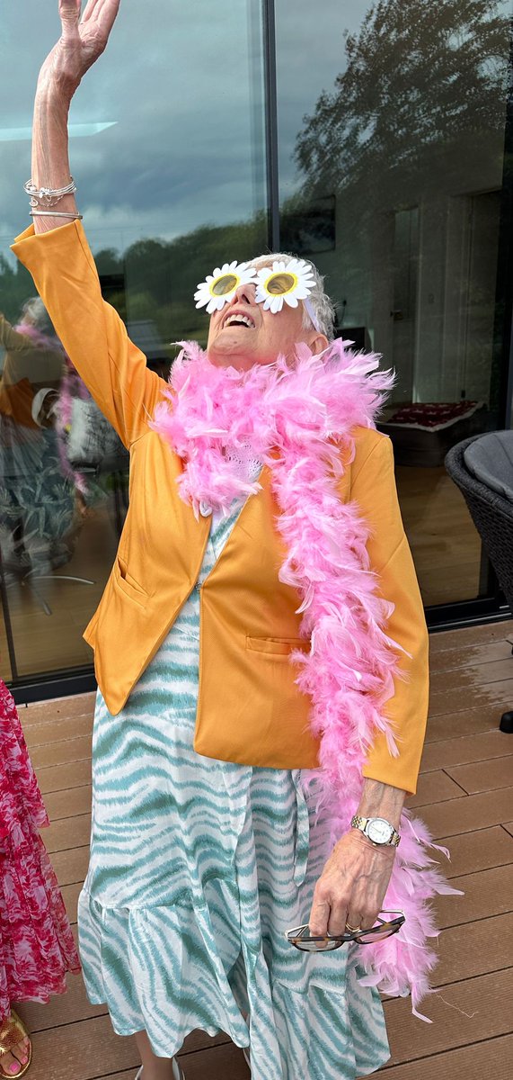 shepherd__jo's tweet photo. Happy Mothers day to all mums but especially my most fabulous one ❤️❤️Always smiling, always kind, always loving. https://t.co/wXrKdwCUpG