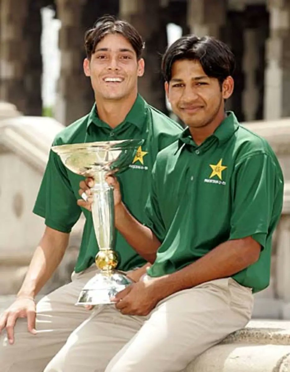 TheRealPCB's tweet photo. 🇵🇰 As @SarfarazA_54 brings an end to a storied international career, share your favourite memory from his remarkable journey 🤩

📃 Read more about his international retirement 👉
https://t.co/1346GEBFy3 https://t.co/2tq2oMF9ba