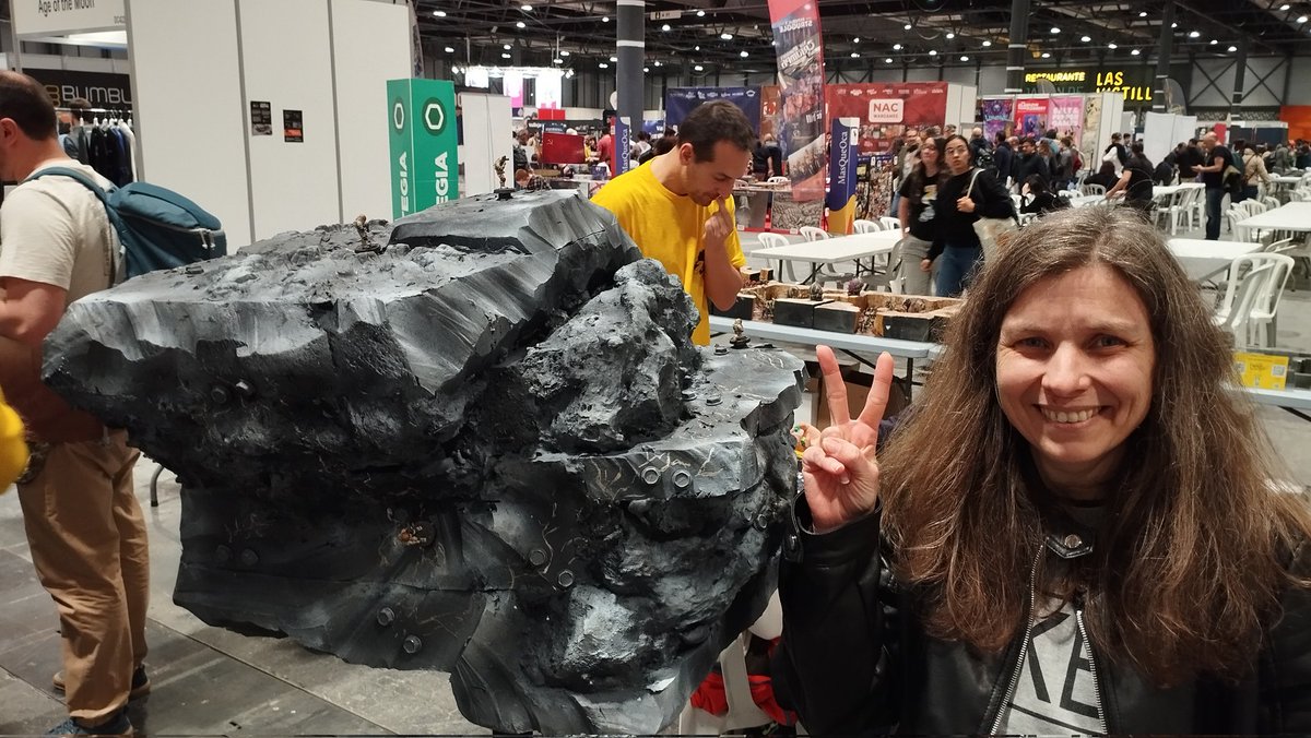 dacilmp's tweet photo. Interocio es lo mejor! Hemos cerramos 1 portal, mareado monstruos, luchado por la colonización de 1 asteroide y competido x desarrollar +inventos. Y nos llevamos cositas para seguir en casa jeeejejeje #Interocio2026 #arkhamhorrorlcg #CodexLeicester #PanicMansion @FeriaInterOcio https://t.co/8nCwEBnCpb