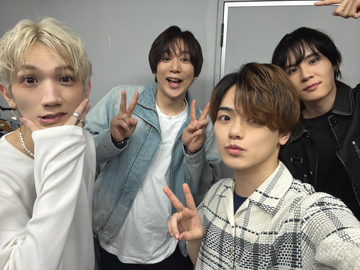 Ryoki_N0826's tweet photo. お誕生日おめでとうぅ https://t.co/LKUjqNyqu7