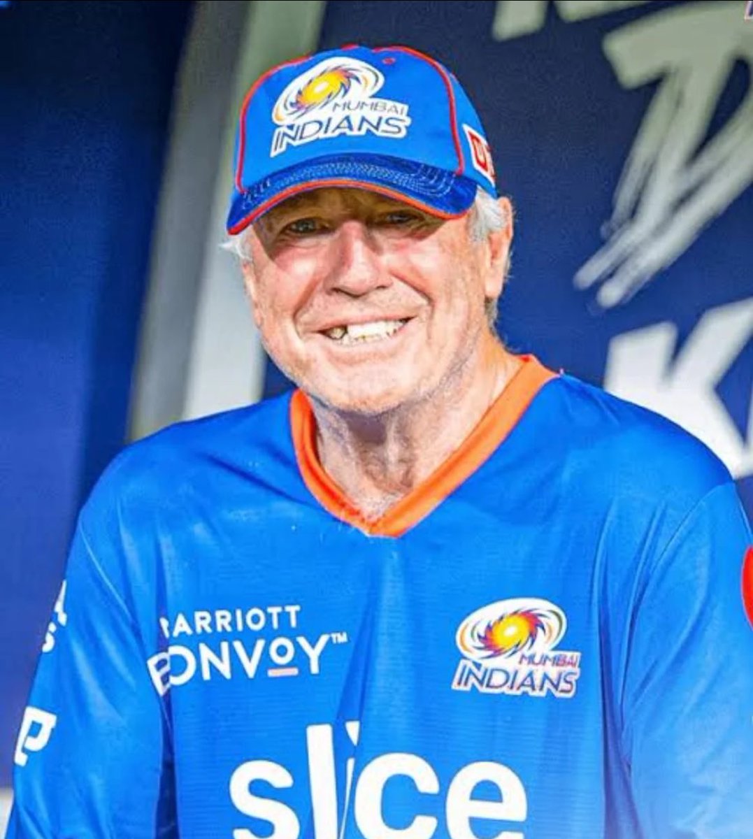 Mumbai Indians FC tweet media