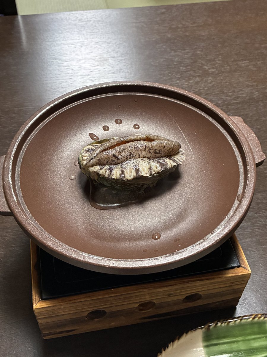 imacsato's tweet photo. 基本的に魚中心
ほぼ満足だけど
お作りは残念
このレベルの刺身なら
都内のふつーの居酒屋レベル https://t.co/NdltbBuXSx