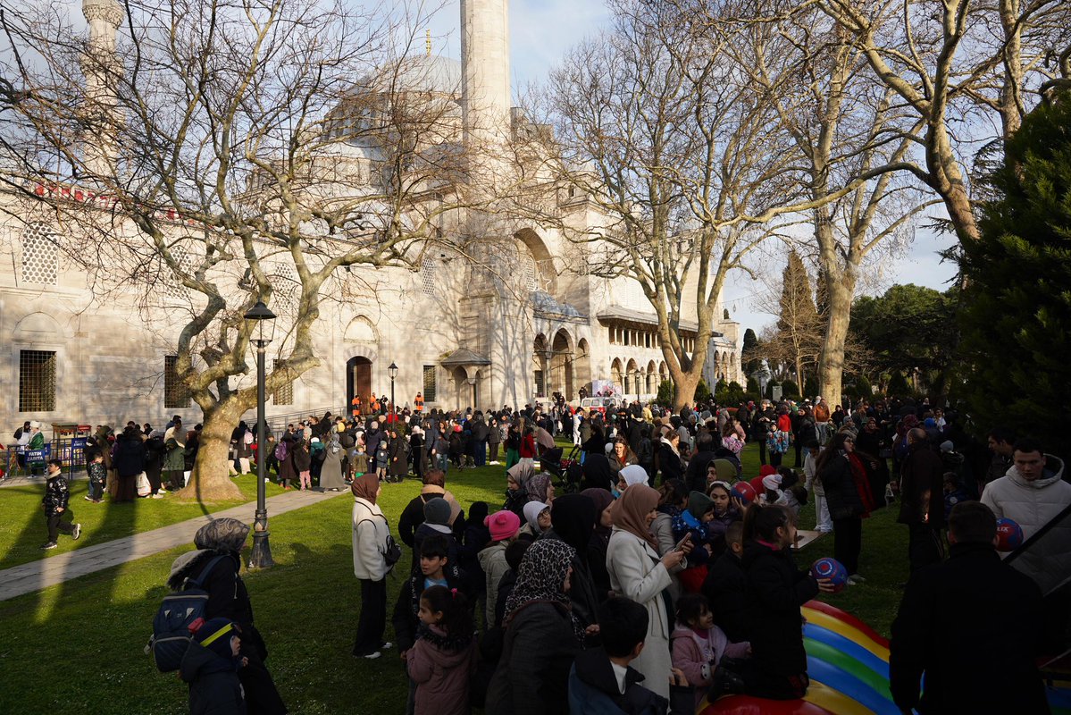 📍 Süleymaniye Camii

İstanbul’un kalbinde, tarihin içinde…

Gençlerin enerjisiyle spor gerçekten her yerde😊📸

#SporHerYerde