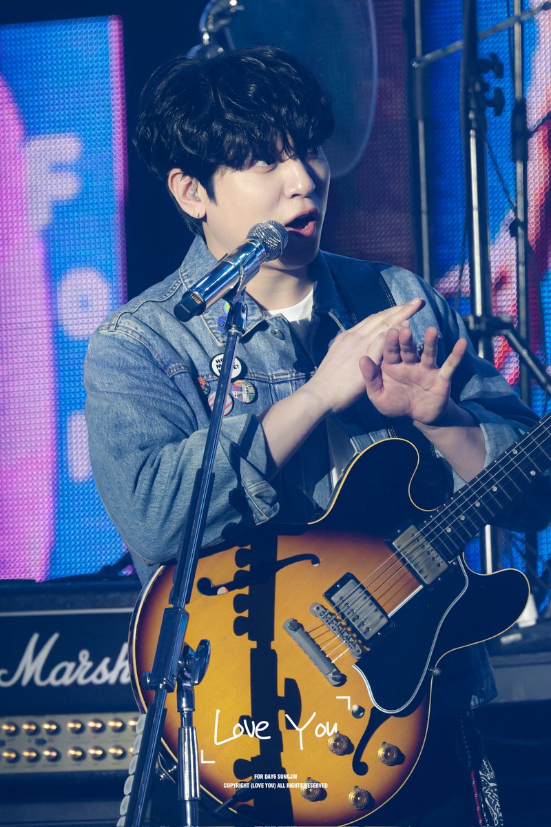 260315 #성진 #DAY6 #SUNGJIN
아 마이크가 안 나와??