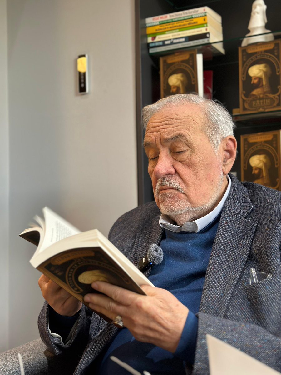 Fatih Sultan Mehmed’in kitabını yazıp ona komşu olmak ne kadar değerlidir. Ruhun şâd olsun İlber Ortaylı