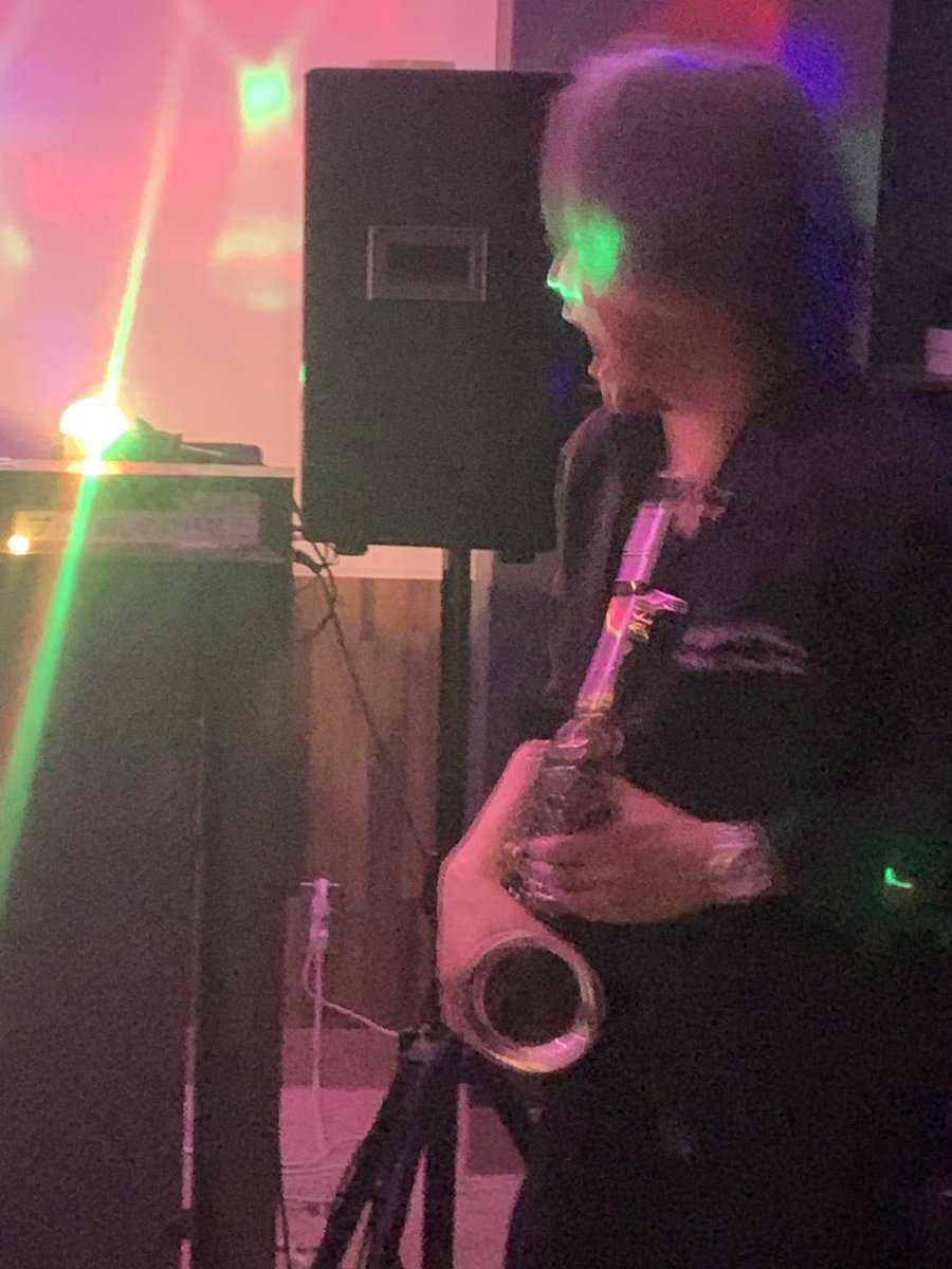 MANQ_SAX's tweet photo. 昨夜の俺
#manq #sax #manq_presents #bar_sol https://t.co/TIAgDVUHad