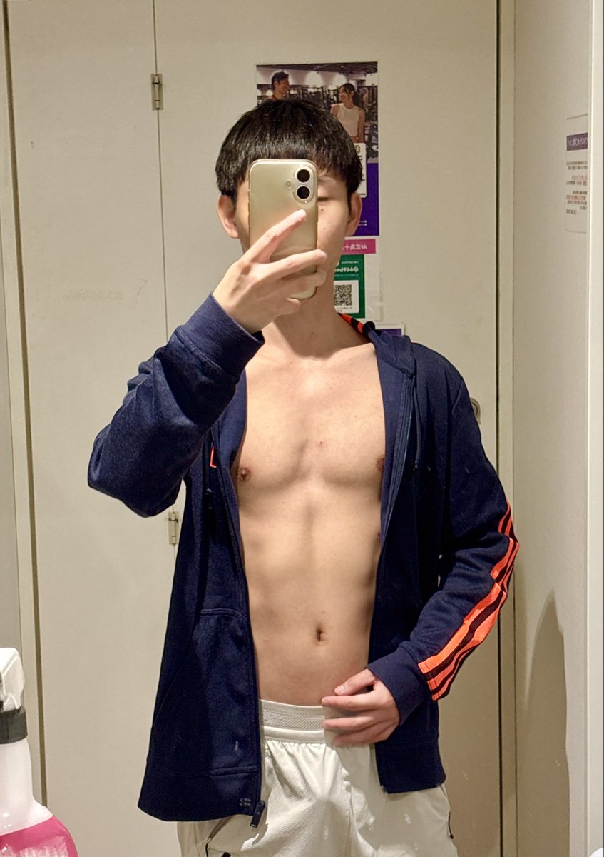 Takuya123177991's tweet photo. もっとエロい身体になりたい🥺 https://t.co/lYndS9o5Hn