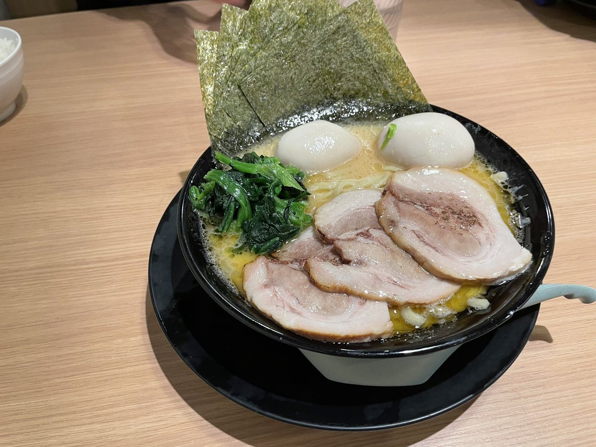 うしくん tweet media