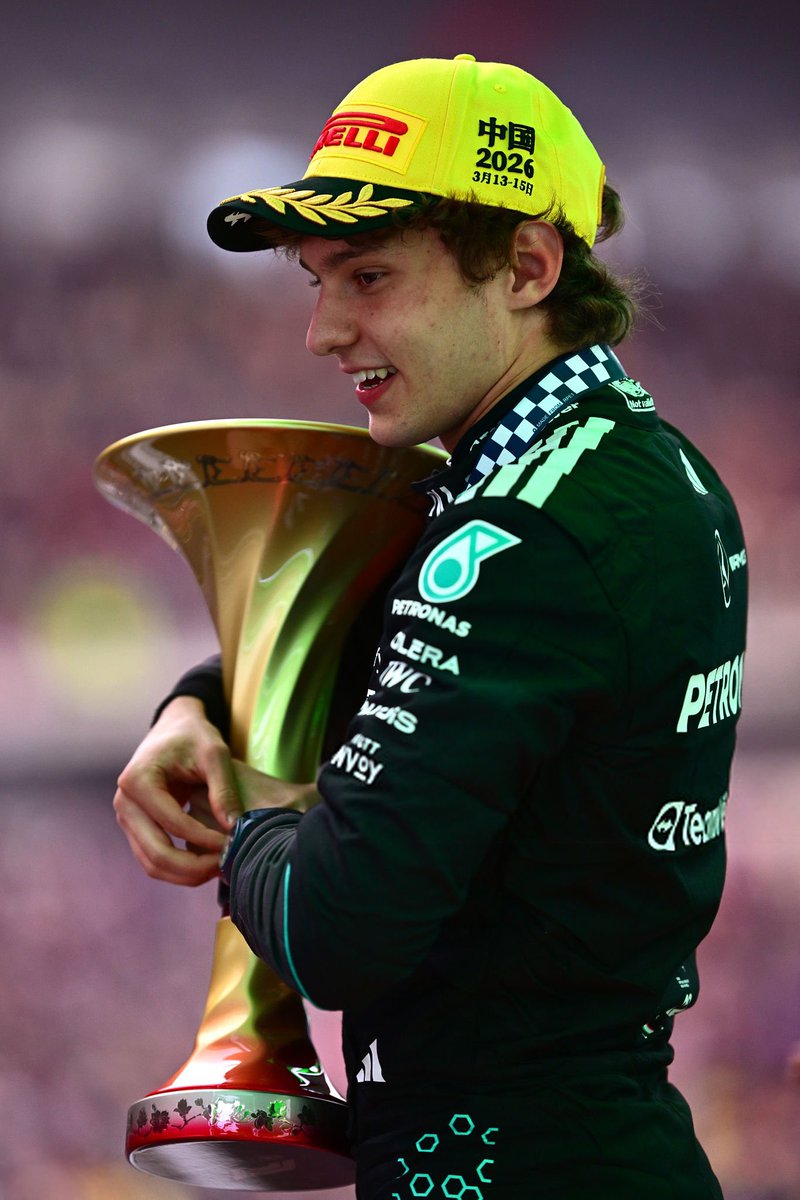did kimi score points in f1 today? tweet media