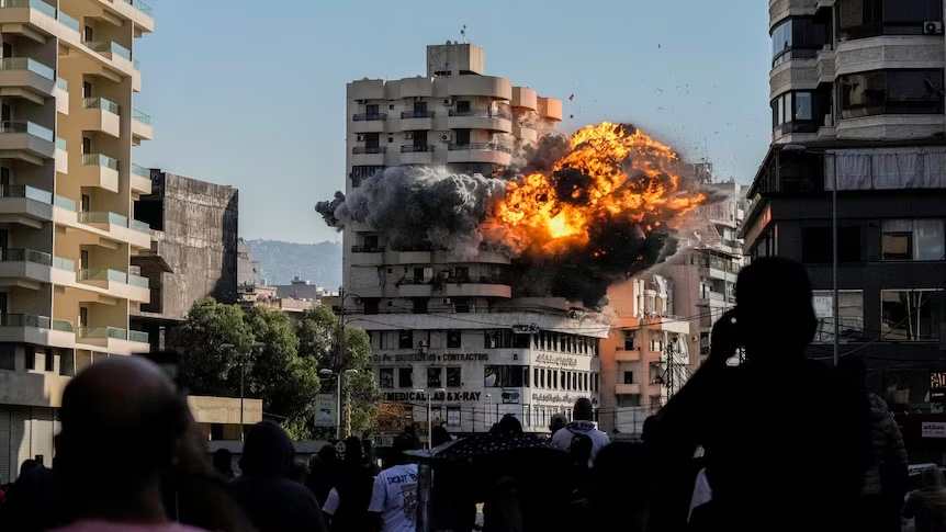 Mario Nawfal tweet media