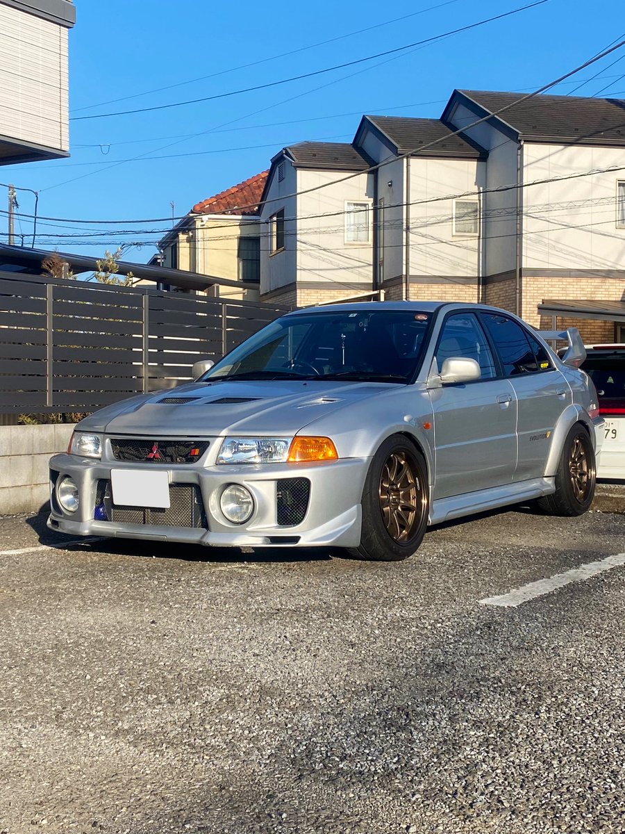 よしのー Evolution V tweet media