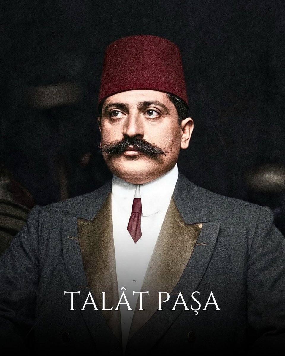 “Beni bir gün sokakta vuracaklar. Alnımdan kan akarak yere serileceğim. Yatakta ölmek nasip olmayacak. Ziyanı yok, vursunlar. Vatan, benim ölümümle bir şey kaybedecek değildir.

Bir Talât gider, bin Talât yetişir.”

Tehcirin mimari Talât Paşa'yı şehit edilişinin yıl dönümünde