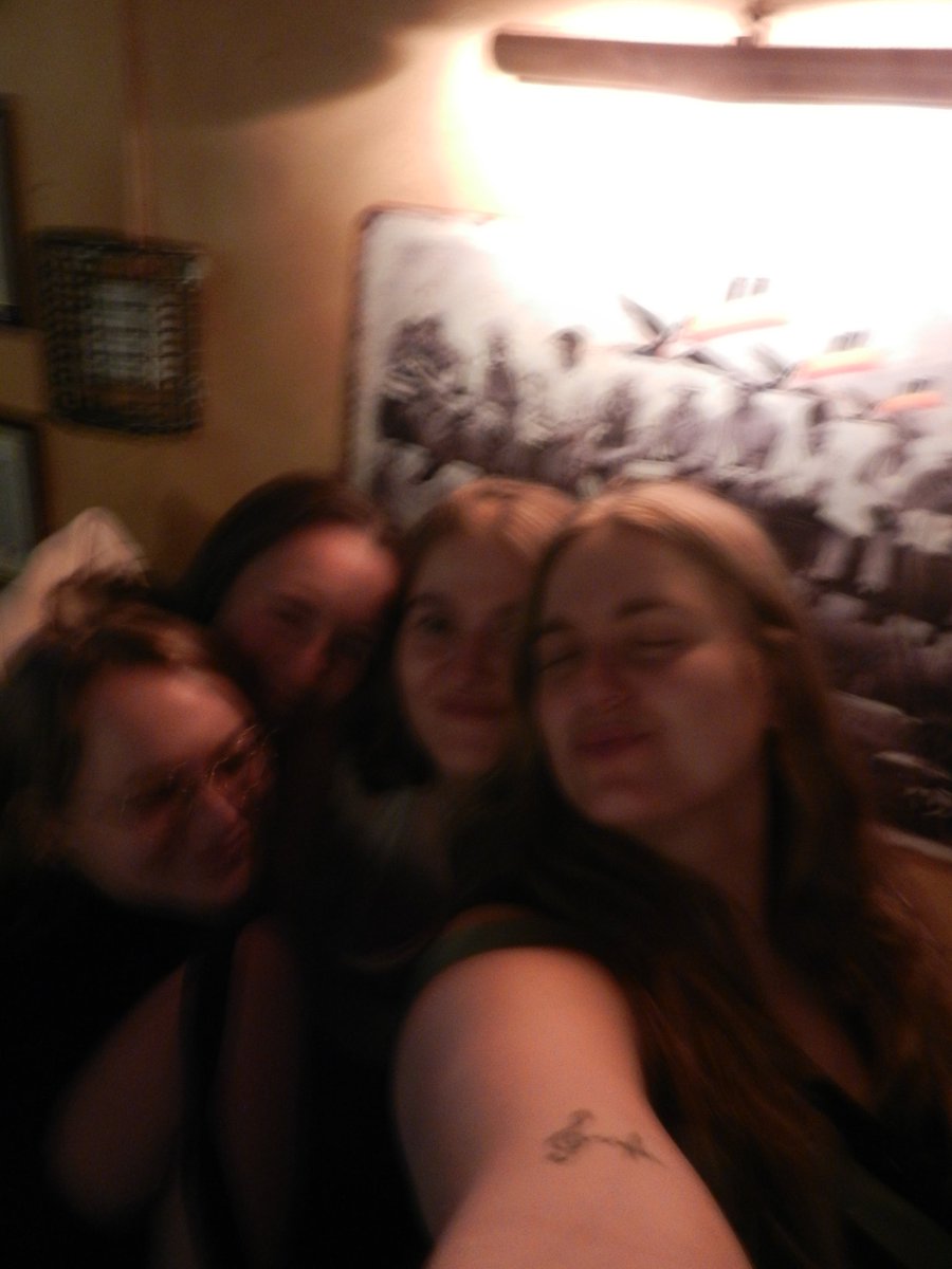 nikki ♡ tweet media