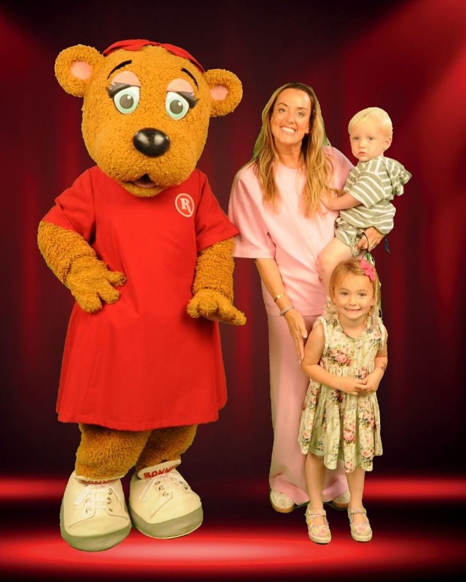 Butlin's tweet media