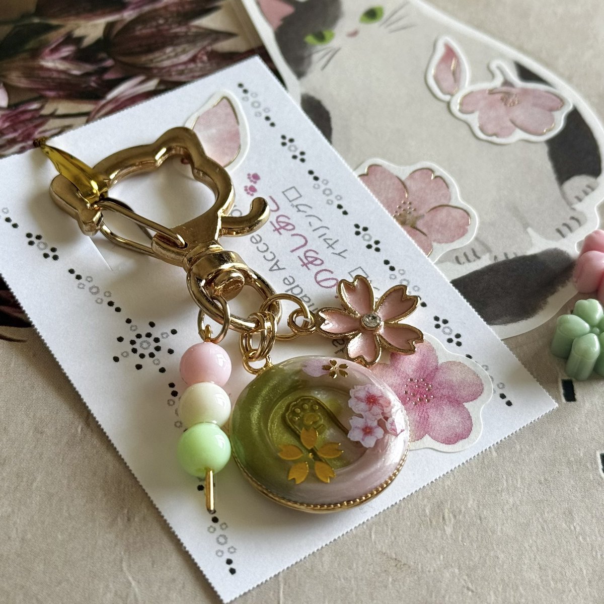 mary_ashiato's tweet photo. 【プレゼント企画】
本日で活動2周年を迎えました🎉
いつもありがとうございます！🐾

感謝の気持ちを込めて、
猫のおててキーホルダー（3色団子）を
1名様にプレゼント🐈🍡

【応募】フォロー＆このポストをリポスト
【期間】3/21（土）23時〆

お気軽にご参加ください❤️

↓リプに詳細を繋げます🙇‍♂️ https://t.co/igH6Ywk2qu