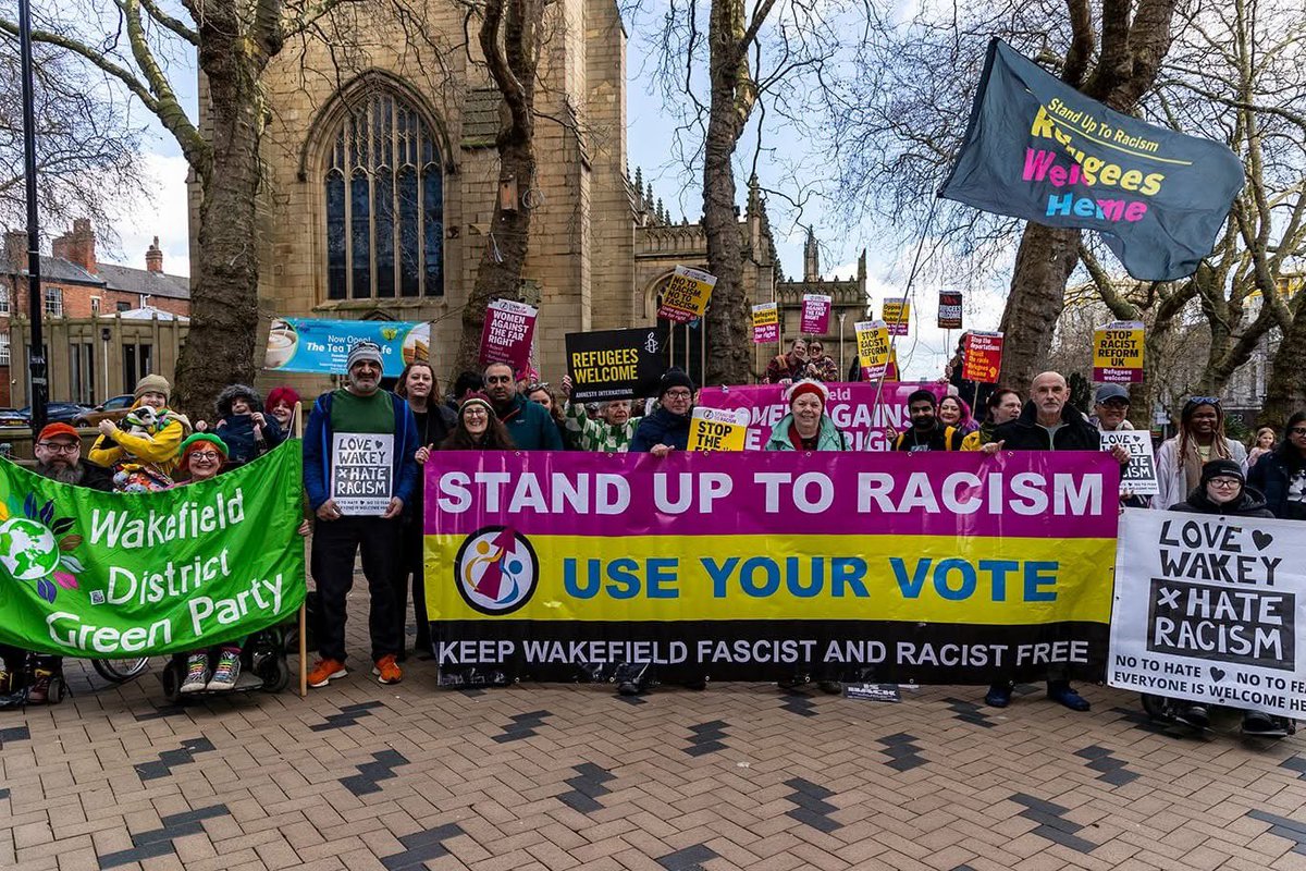 Stand Up To Racism tweet media