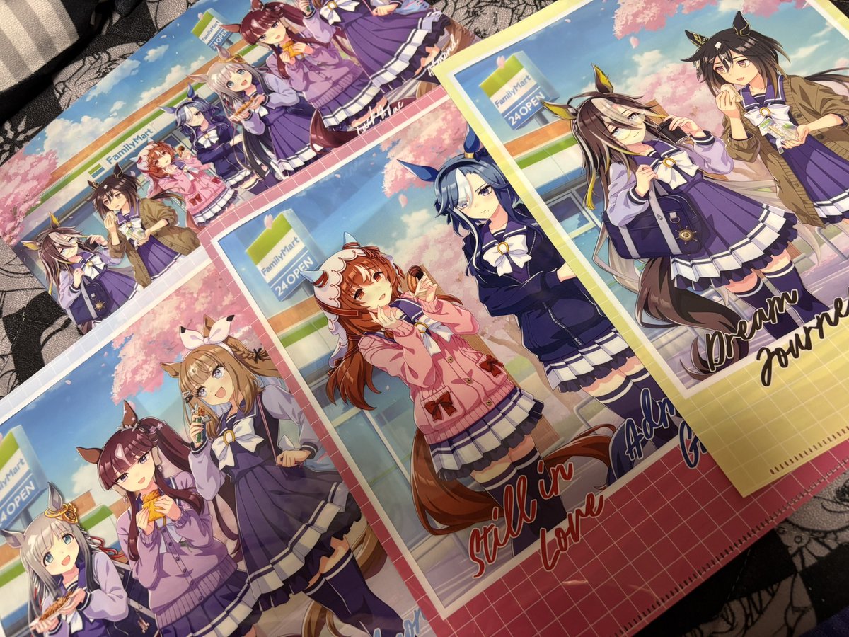 クリアファイル迷ったんですが全部欲しいなってなりました