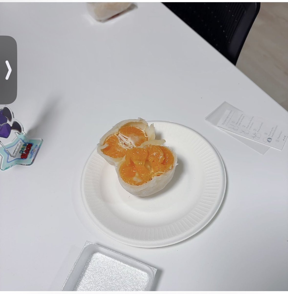 皆色々差し入れ持ってきてくれてたけど唯一写真撮ってたフルーツ大福( ᴖ⩊ᴖ )🤍
あまわさんのフルーツ大福を糸で切って萌断しようとしたんやけど有り得んくらい下手くそやった