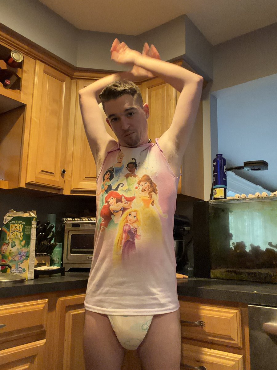 Master Of Diaper Cucks tweet media