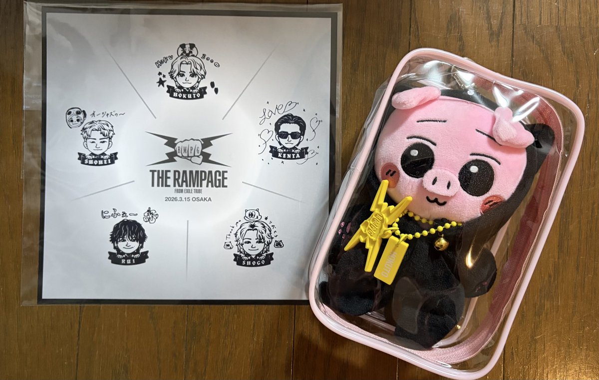 ayakahirota's tweet image. ランペと遊ぼう～春の大感謝祭～
ライブの裏たくさん聞けた☺️みんな熱あったり、ケガしてたりしてもライブに出てるのすごい👏
スタンプ会のときにホクブーを北人くんに見せることができて嬉しかった🫶
メンバーみんなのスタンプ見たい🥺

隣のかわいい女の子とお話できて楽しかった♡
#THERAMPAGE