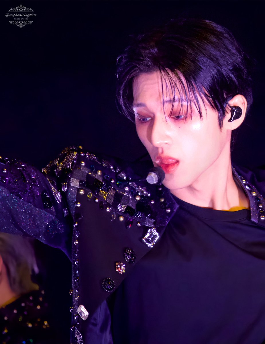 みるみる tweet media