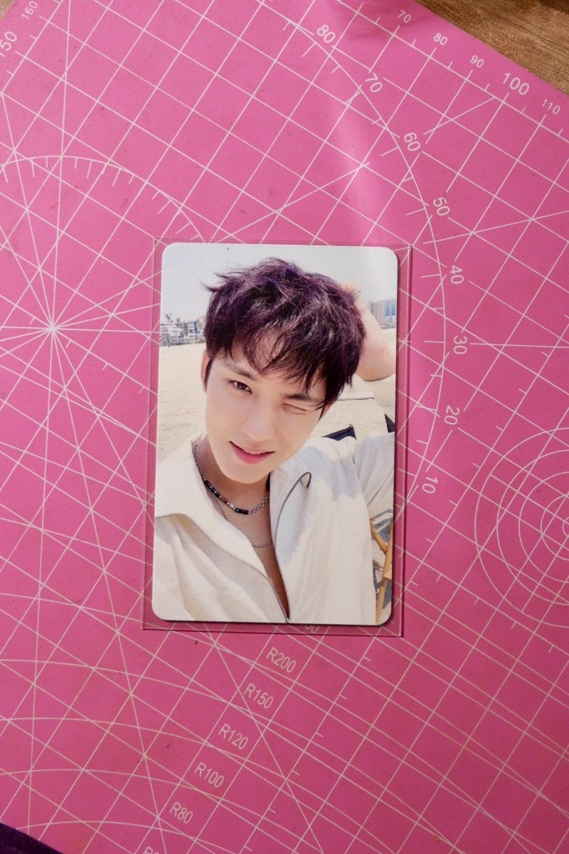 leslie! 🍀 tweet media