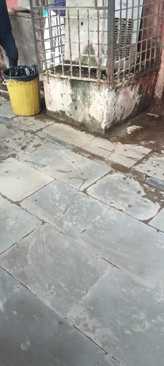 srordned's tweet photo. @sdesaisai @SCRailwayIndia The issue reported at Platform No. 1 of Jalna Railway Station has been attended to. The platform area has been cleaned and necessary  action has been taken. Thank you for bringing this to our notice. https://t.co/9zimpf3sfC