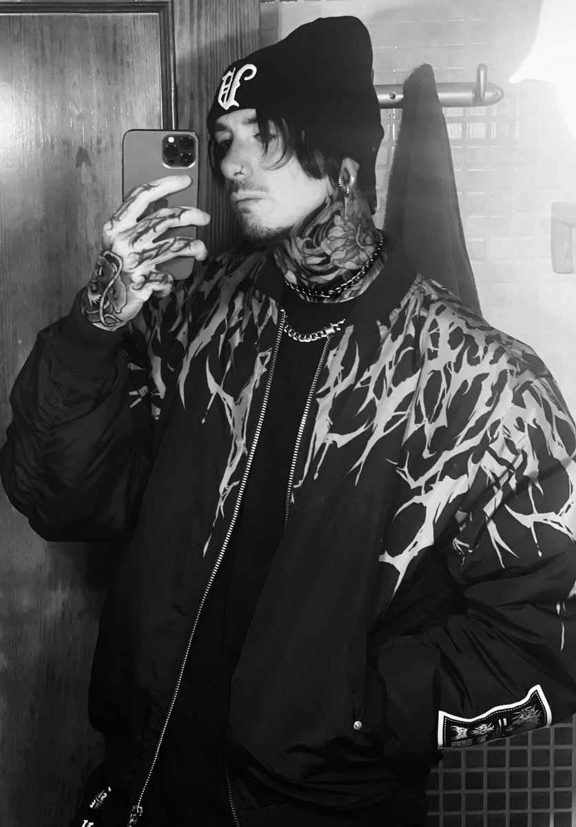 Alex Substance tweet media