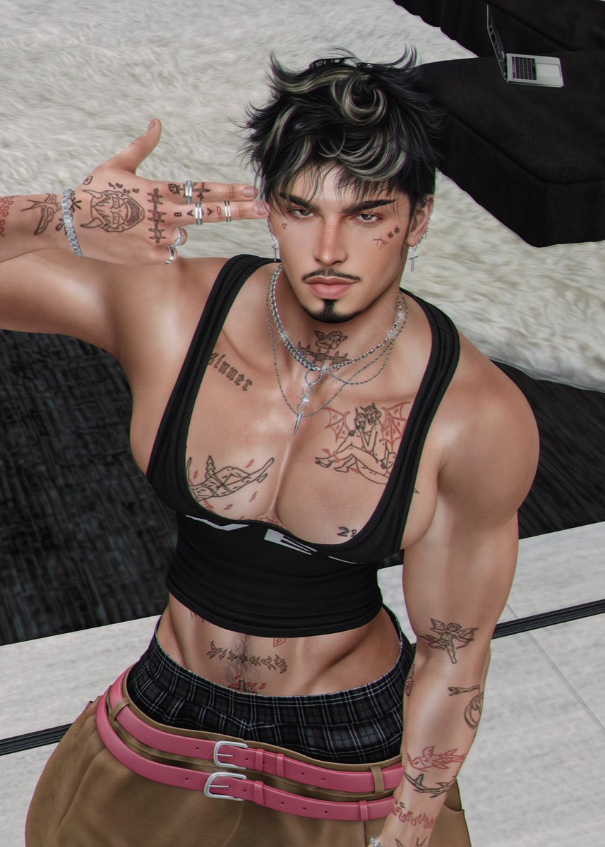 _eros360's tweet photo. im back https://t.co/6qiANsPEZa