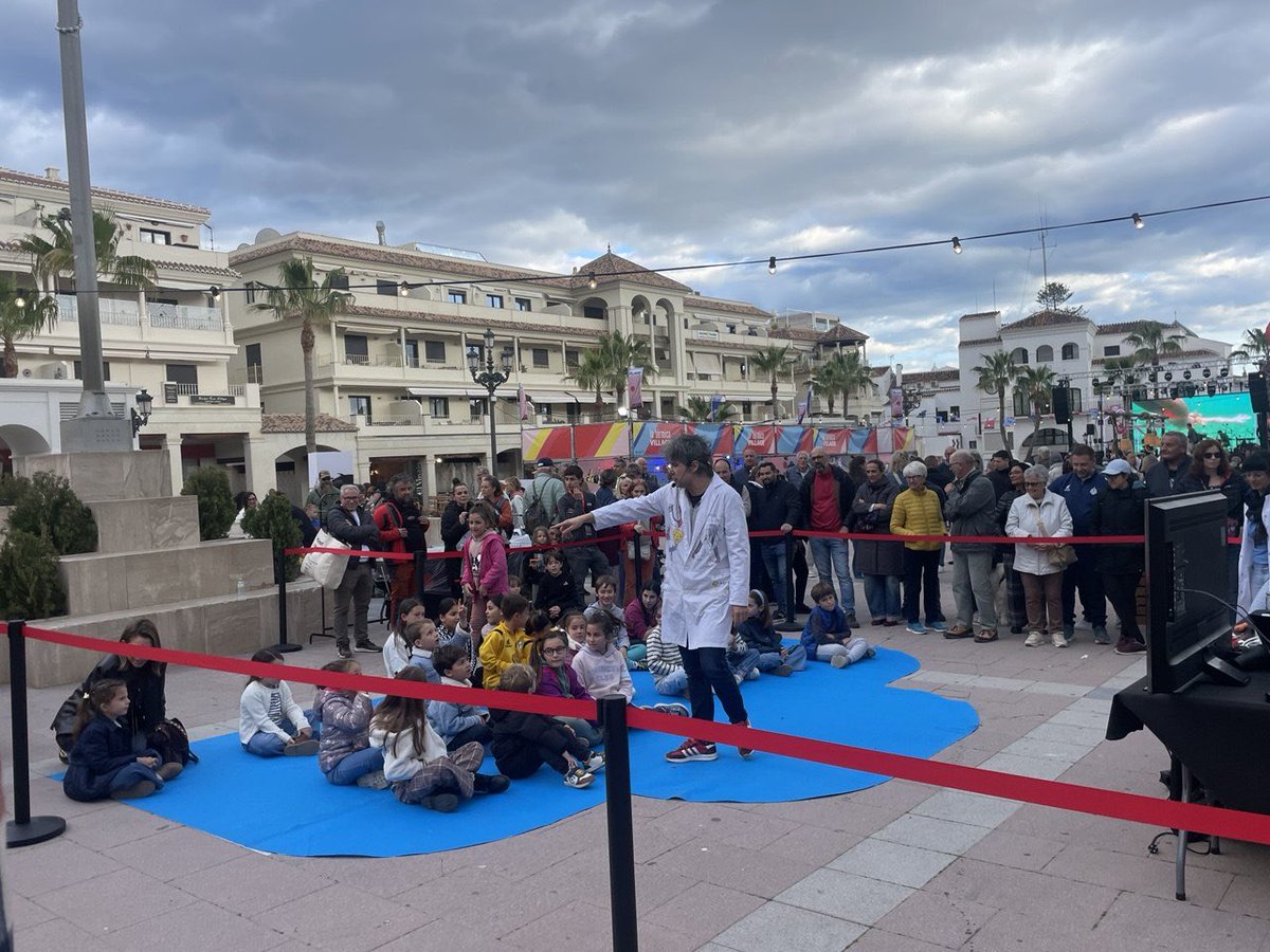 mimediacole's tweet photo. 👩🏻‍🔬EXPERIMENTOS LOCOS 🎊Village @latermicamalaga 📍Nerja 🗓️14 de marzo.🚀

¡¡Nos vemos el 9 de mayo en Archidona‼️ https://t.co/pFN5S5HuHv