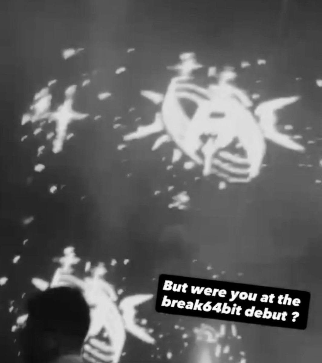 !!‹𝟑 tweet media